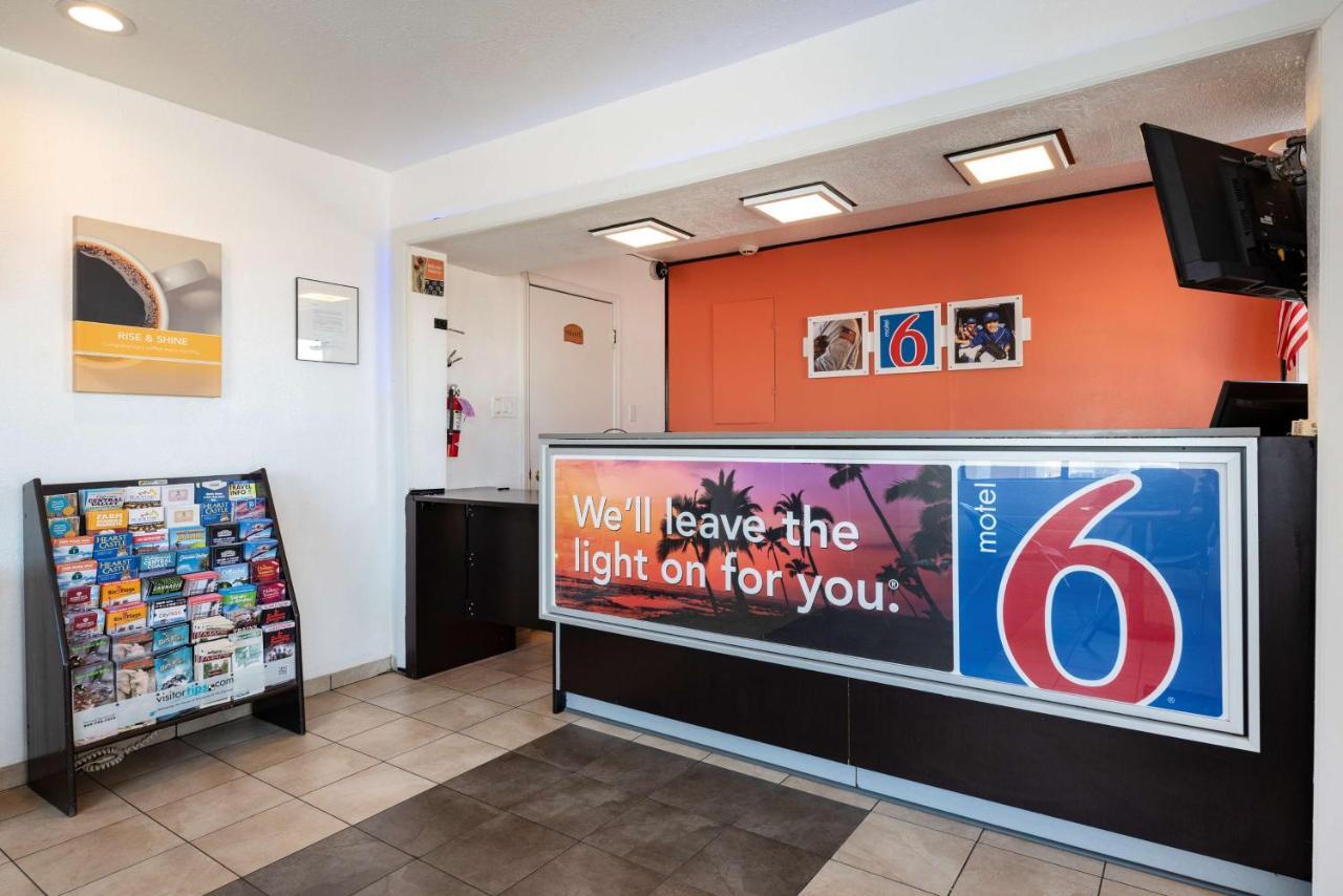 Motel 6-Westley, Ca Eksteriør billede